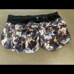 Lululemon race shorts